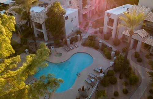 Scottsdale Vista North Condo | MODERN UPSCALE COMFY GATEWAY