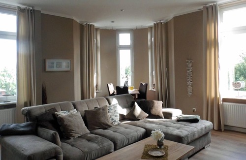 Bremerhaven Apartment | Modern Vacation Apartment "Eisenacher" in Bremerhaven with Wi-Fi, Parking Available