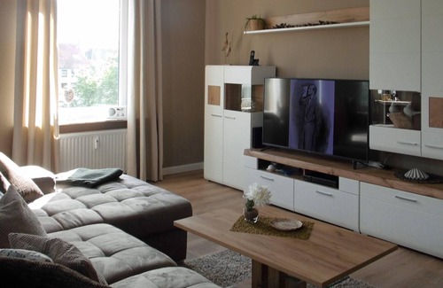 Bremerhaven Apartment | Modern Vacation Apartment "Eisenacher" in Bremerhaven with Wi-Fi, Parking Available