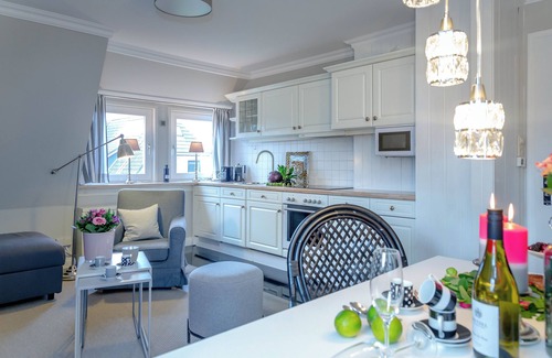 Keitum Apartment | Modern vacation apartment in the heart of the captain's village of Keitum.