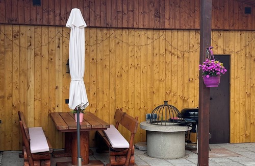 Simmerath Apartment | Modern vacation apartment at the foot of the High Fens with terrace and garden
