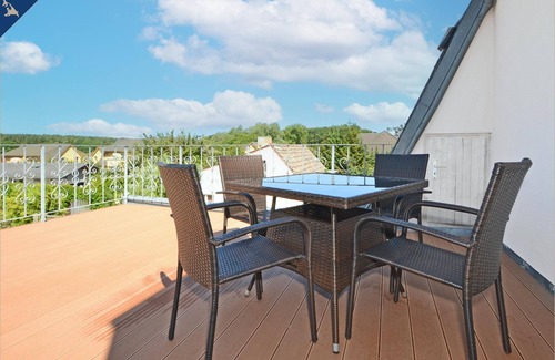 Koserow Apartment | Modern vacation apartment in Koserow with terrace - only 350 m to the sea