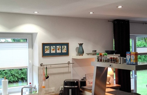 Uplengen House | Modern vacation home for up to 10 people, 3km to the bathing lake, with garden and balcony