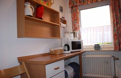 Borkum House | Modern vacation home with 2 bedrooms, smart TV and beach chair