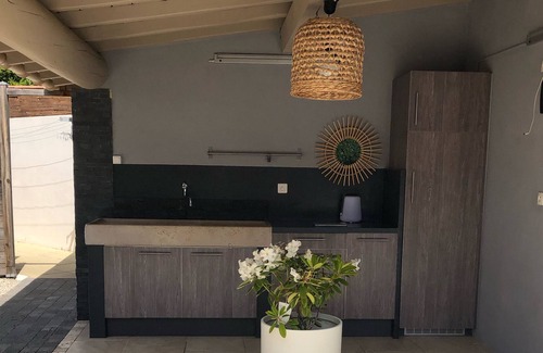 Allauch Villa | Modern villa between sea and hill