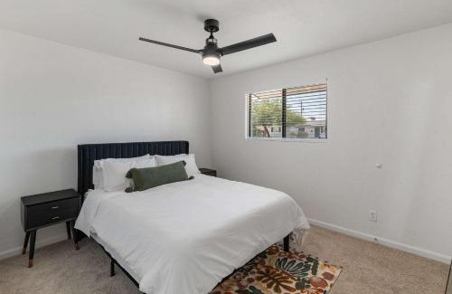 Tempe House | Modern Villa Comphy Stay in Tempe with pool