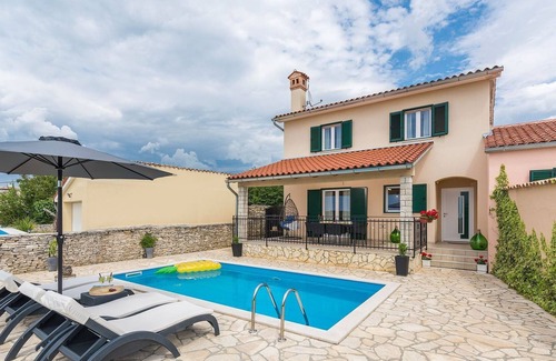 Kanfanar Cabin | Modern villa for 6 persons and with pool, near Kanfanar