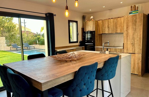 Preconil House | Modern Villa with Pool near Saint-Tropez