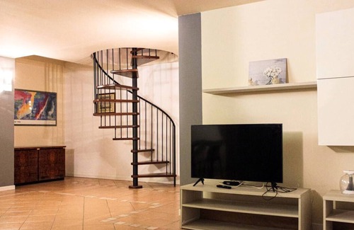 Moniga del Garda Villa | Modern villa with swimming pool, Lake Garda