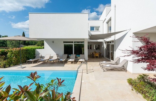 Municipality of Zminj Villa | Modern Villa Kate in Zminj