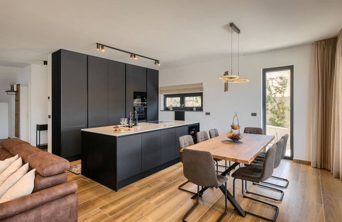 Kastelir-Labinci Villa | Modern villa Prudensia with pool in Porec