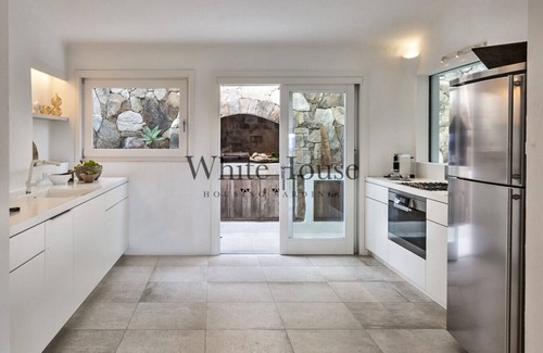 Punta Sardegna Villa | Modern Villa with Pool in Porto Rafael