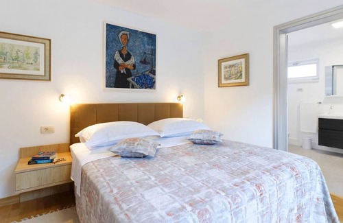 Tucepi Villa | Modern villa with swimming pool in Zupa