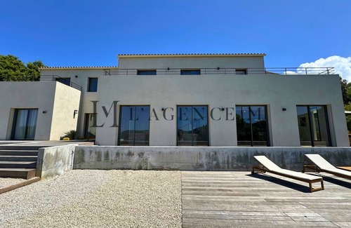 SantʼAntonino Villa | MODERN VILLA WITH SWIMMING POOL BETWEEN CALVI AND ILE ROUSSE