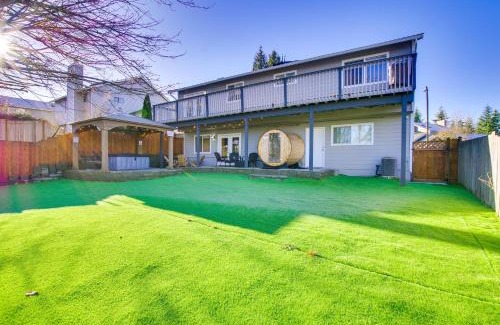 West Ridge House | Modern Woodinville Home with Hot Tub and Sauna!