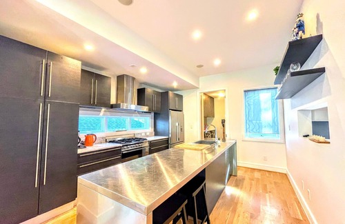 Edgewood House | Modern Zen Manor@Atlanta VIEW KING Beds Rooftop Bar