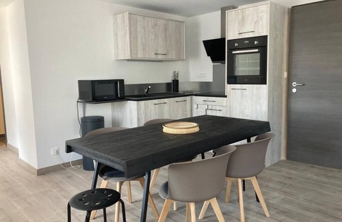 Bogeve Apartment | Moderne et Rénovés en 2023, au Coeur du Village