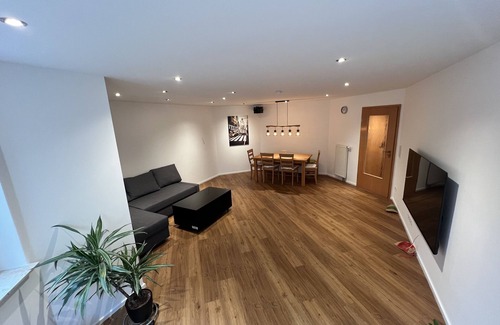 Albig Apartment | Moderne Souterrainwohnung im Schönen Rheinhessen