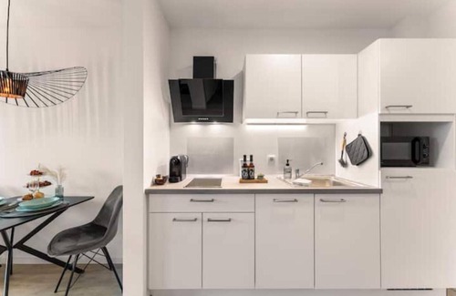 Bahnhofsviertel Apartment | Modernes Apartment am Gleispark
