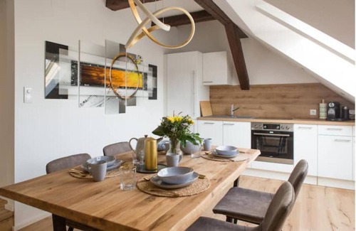 Lend Apartment | Modernes Apartment im Zentrum der Stadt