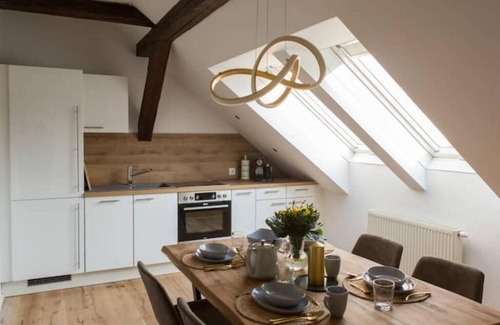 Lend Apartment | Modernes Apartment im Zentrum der Stadt