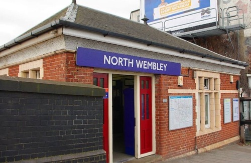 Preston Apartment | ModernFlat 5 Min From Wembley| 30 Min from London