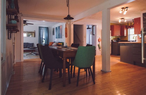Northport House | Modernized Farmhouse Walkable to the Beach