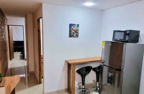 La America Apartment | Moderno apartamento en Medellín, cerca del metro, la Vía San Juan y el estadio.