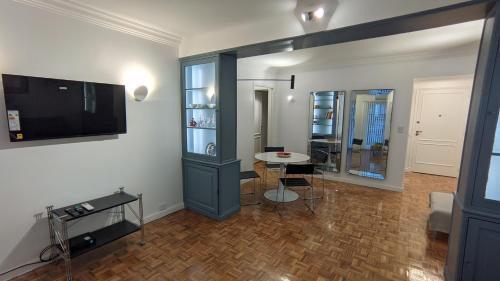 Microcentro Apartment | Moderno Departamento de dos dormitorios a Estrenar en el Corazón de Buenos Aires con Vista Privilegiada