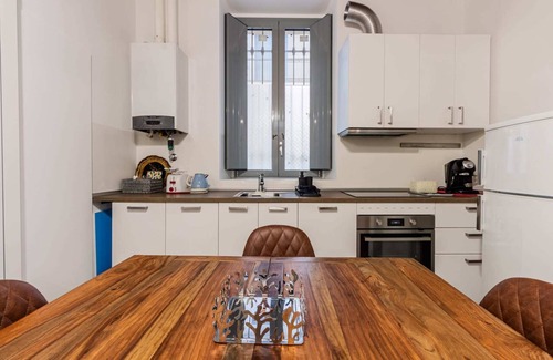 Corsico Apartment | Moderno loft nel cortile di un casale storico