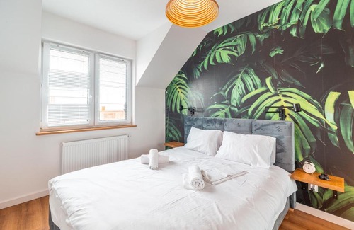 Wielka Wies Apartment | Modlnica Wierzbowa Cosy Apartment by BookingHost