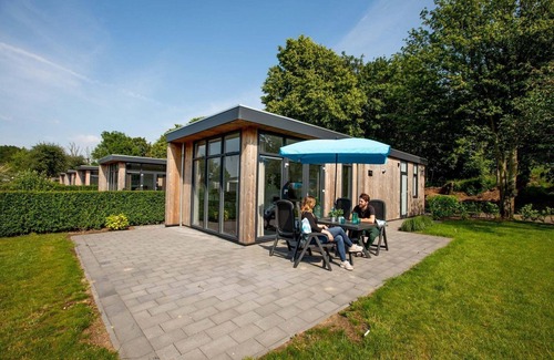 Ede Ski Chalet | ✓ Module at Recreatiepark 't Gelloo ✓ Holiday home for 4 persons ✓ Located in Ede (Gelderland) ✓ Holiday park on the Veluwe ✓ Book directly through the park