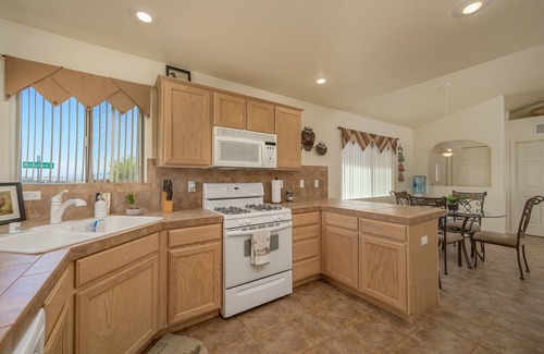 Fort Mohave House | Mohave desert retreat