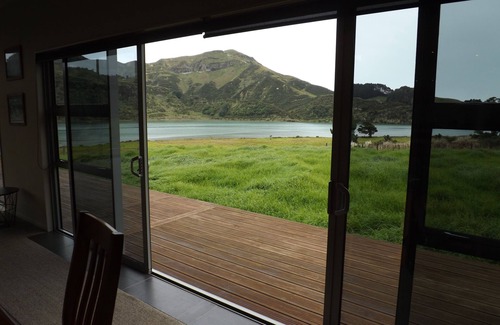 Mokau House | Mokau Holiday Home