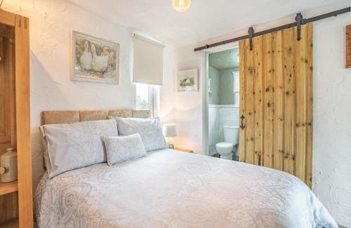 Mawr House | Molehill Lodge
