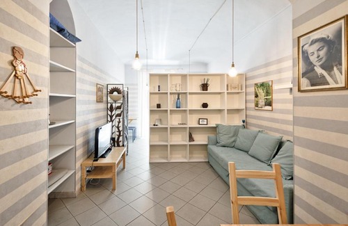 Vanchiglia Apartment | Moleloca - Open space Regina