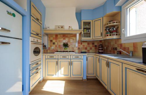 Mollans-sur-Ouveze House | Mollansart - Vue montagne