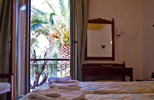 Mithimna Hotel | Molyvos I