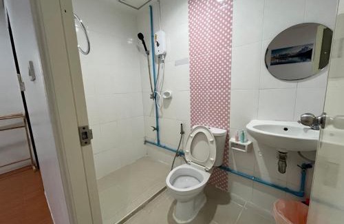 Talat Nuea Apartment | mom's home