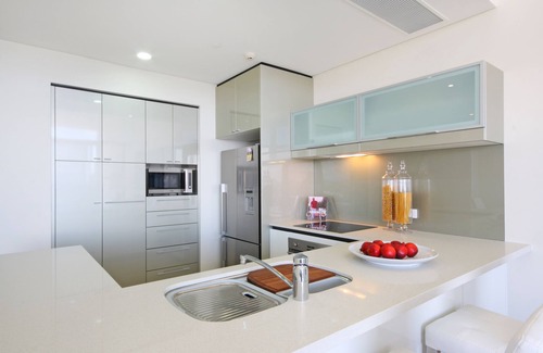 Caloundra Hotel | Monaco