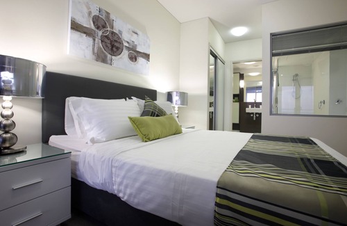 Caloundra Hotel | Monaco
