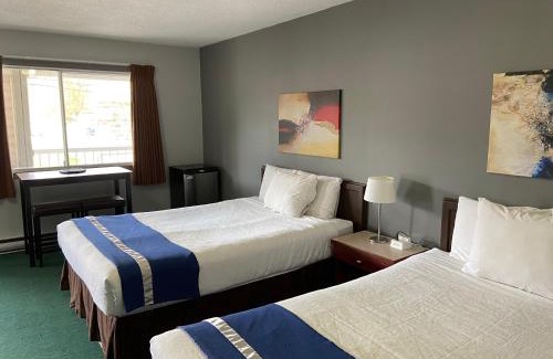 Revelstoke Hotel | Monashee Lodge