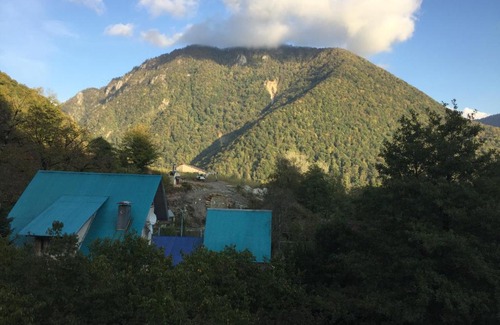 Monastyr' House | Monastyrskaya Izba