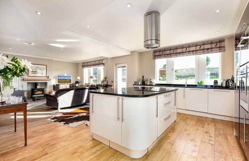 Kincaple Ski Chalet | Monksholm House