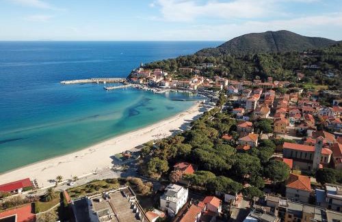 Marina di Campo Apartment | Monolocale Le Mimose - 400mt dal mare
