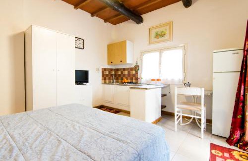 Marina di Campo Apartment | Monolocale Le Mimose - 400mt dal mare