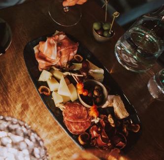 Tannheim Hotel | MONS suites wine passion