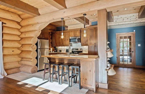 Saint-Faustin-Lac-Carre House | Mont-Tremblant - Chalet L'Imprévu