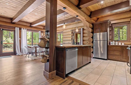 Saint-Faustin-Lac-Carre House | Mont-Tremblant - Chalet L'Imprévu