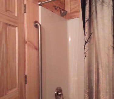 Hartshorn Cabin | Montauk Pines